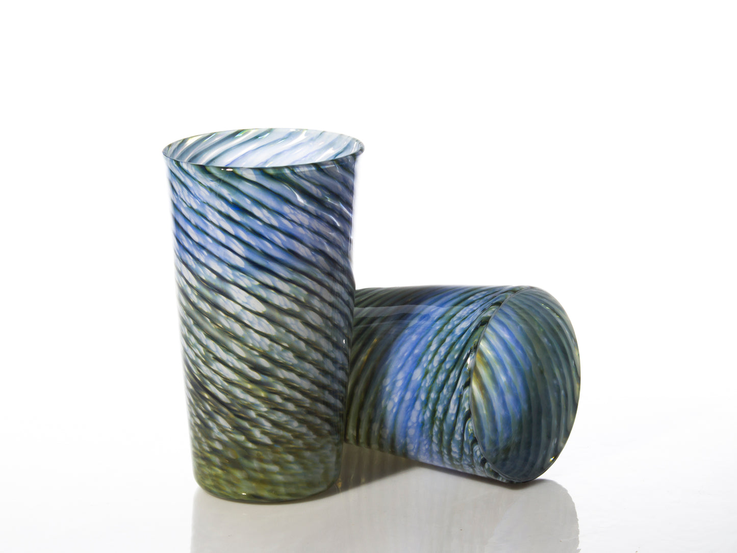 Pint Glass - Aurora Twist